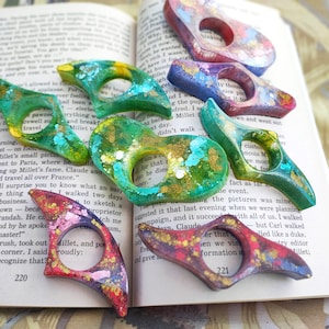 Resin Page Holder, Green Yellow Thumb Page Holder, Unusual Book Page Holder, Blue Red Resin Page Holder, Inexpensive Gift For Any Occasion.