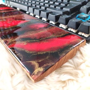 Red Gold Custom Resin Wrist Rest For Keyboards, Wood Epoxy Palm Rest, Compact Keyboard Wrist Rest, Typing Wrist SupporRest
