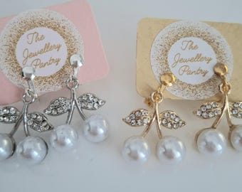 Orecchini pendenti con perle d'acqua dolce: riempiti d'oro o d'argento, gioielli da sposa - Italia
