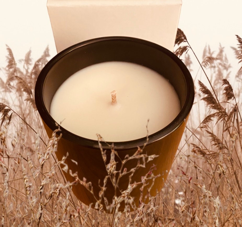 Irish Gift, Open Fire 30cl Irish Vegan Candle Bergamot, Lemon Leaf