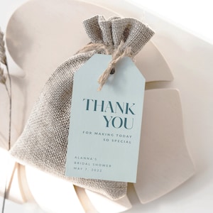 Simple Bridal Shower Favor Tag Imprimible, Minimal Wedding Label, Classy Blue Thank You Gift Sticker, Teal Turquoise Wine Bottle Tag, Elegant
