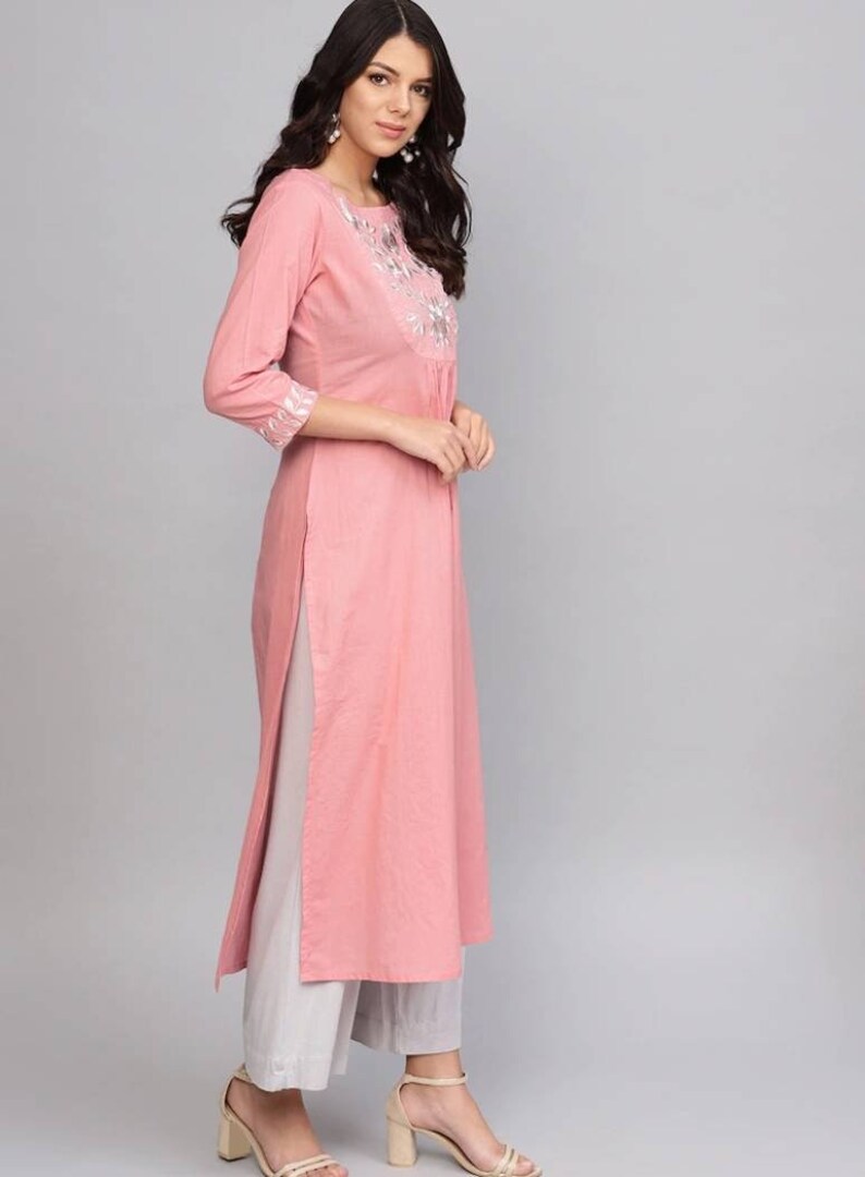 Plus Size Women Navy Blue & Gold Printed Staright Kurta With Three Quarter Sleeves