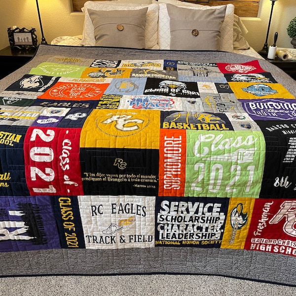 Custom Graduation T-shirt Quilt