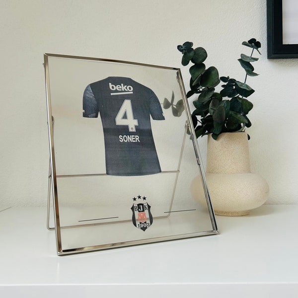 Trikot, Jersey, Fussball, Football, Poster | Personalisierter & Durchsichtiger Bilderrahmen als Tischaufsteller aus Acryl-Glas