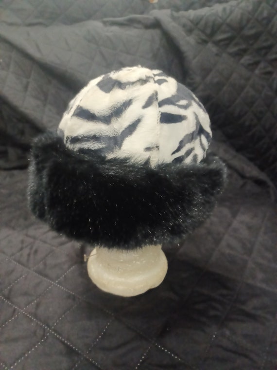 Vintage Zebra Print Charles Muller Hat Made In SWI