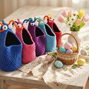 Crochet Monster Storage Bag, Yip Yips Wall Hanging, Funny Alien Pocket Organizer, Kids Room Decor, Colorful Nursery Gift