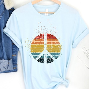 Peace Sign Shirt, Peace Symbol T-Shirt, Hippy Shirt, Retro Hippie Gift, Gift for Hippie, Boho T-Shirt, Peace Sign Tee, Graphic Tee for Women