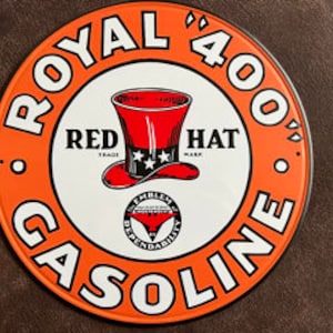 Red Hat Royal 400 Gas 12" Targa rustica rotonda in metallo Targa in metallo Man Cave Targa per garage Regali per uomo Decorazione da parete per garage Targa a olio in stile vintage