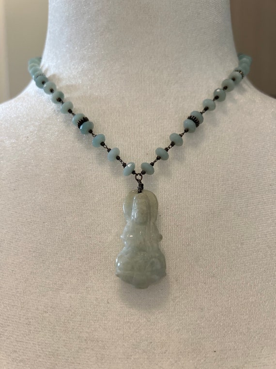 vintage jade color medium pendant necklace