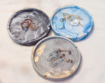Custom Engraved Concrete Coasters: Mid-Century Cement Decor