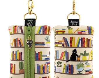 Bookshelf Cat Beige Travel Wallet - Functional School Essential Everyday Bag Gift Organizer
