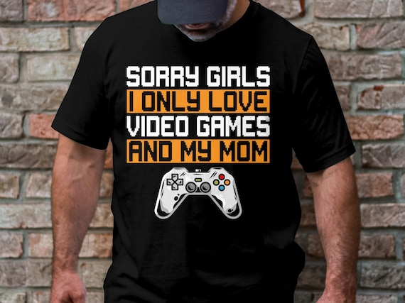 Funny Gamer T-Shirt For Video Game Players Proud Mom Funny Gamer T-Shirt For Video Game Players Proud Mom