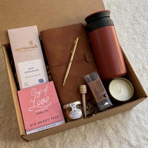 Personalized Vibes Gift Box For Her, Tea Gift Basket For Women With Candle, Gift for Coworker, Retirement Gift Her, Birthday Gift Set Women