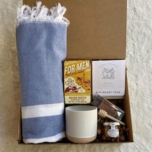 Men Care Package, Men Gifts with Spa Soap, For Him Essentials Gift Set, Gifts for Him, Self Care of Men, Gift Box for Men and Gift For Him.