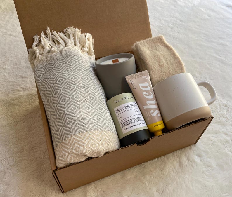 Hygge Gift Box for Her, Gift Box for Her, Self Care Gift Set, Gift Box