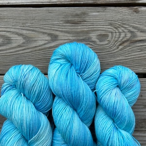 Airbender - Merino / Nylon Sock Yarn - Aqua Turquoise Blue Variegated Hand Dyed Superwash Fingering Weight Yarn