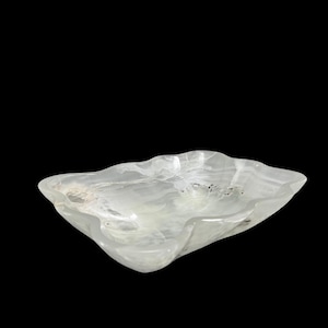 White Onyx Translucent Polished Bowl/Elegant bowl /13&quot;x11x3&#39;/decorative bowls/center piece/stone bowl/Elegant Bowl/Radiant Bowl/Curved Edge