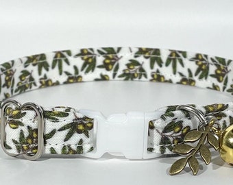 Cat Collar- "Olives" Adjustable Breakaway Collar