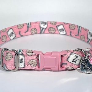 Collier pour chat - Collier de sécurité réglable à dégagement rapide « Strawberry Milk and Cookies », rose, biscuit aux pépites de chocolat, nourriture, mignon, fille