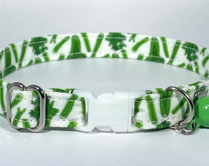 Cat Collar- “Celery Sticks" Adjustable Breakaway Collar