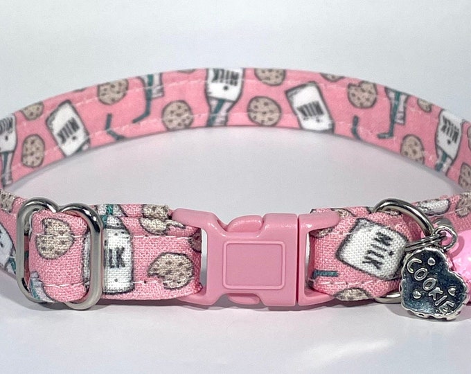 Cat Collar- "Strawberry Milk and Cookies" Adjustable Breakaway Collar