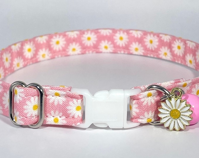 Cat Collar- “Pink Daisies" Adjustable Breakaway Collar