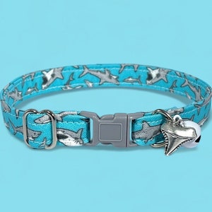 Cat Collar- "Shark Attack" Adjustable Breakaway Safety Quick-Release Collar, Great White Shark, ocean, blue, jaws, sea, shark tooth, beach