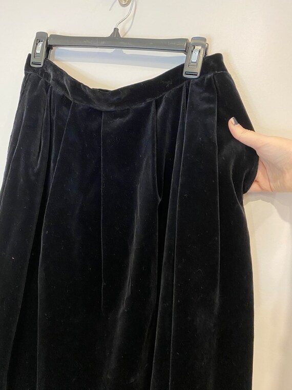 Vintage Black Velvet A-Line Circle Skirt - image 2