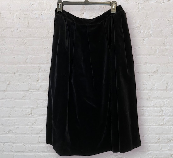 Vintage Black Velvet A-Line Circle Skirt - image 1