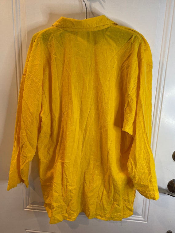 Vintage 80s or Early 90s Yellow Button Down Overs… - image 5