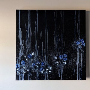 Original pintado a mano acrílico floral negro blanco y azul flores abstractas