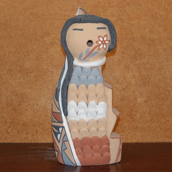 Native American Corn Maiden Storyteller by E. Fragua Tsosie , Jemez Pueblo, 5.25" tall