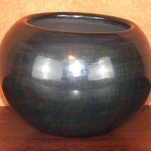 Santa Clara Pueblo Black pot Andy Sia Raincloud,  5.5&quot; diameter  Circa 2006