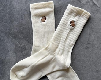 Capybara Embroidered Knit Crew Socks: Cozy Animal Socks