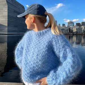 Vorin sweater / English knitting pattern / women's sweater