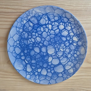 Handmade unique ceramic plate/bread plate/breakfast plate/serving plate/decorative plate/candle plate/dishwasher safe/ Ø approx. 25 cm