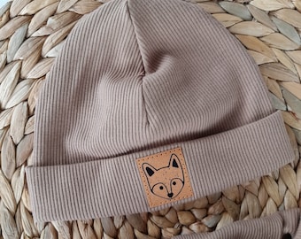 Hipster Beanie Mütze mit Label/Patch Baby und Kinder Hej Hey Mini Me Herbst Winter Kupfer Kakao braun