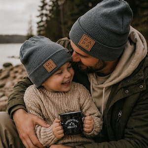 Papa & Mini Mütze Set – Vater Sohn Partnerlook – Geschenk zum Vatertag – Beanie Familie – Daddy and Me Outfit