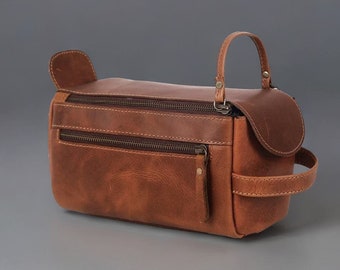 Toiletry Bag, Personalized Leather Dopp Kit, Engraving Men's Travel Bag, Men's Shaving Bag,Gift, Gift for Groomsmen, Birthday Gift