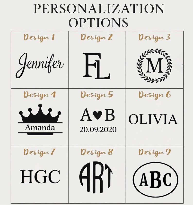 Peut inclure: Image pr&eacute;sentant neuf options de personnalisation. Les mod&egrave;les incluent des noms, des initiales, un monogramme et des dates. Le texte "OPTIONS DE PERSONNALISATION" est en haut. Chaque mod&egrave;le est num&eacute;rot&eacute;.