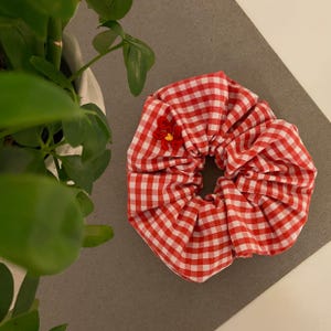 Upcycled  Scrunchie with Embroidered Flowers, Cotton Fabric Scrunchy, Sustainable Hair Rubber, Ethically Boho Washable Hair Accessory