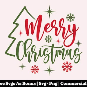 Może przedstawiać: Świąteczny projekt z napisem "Merry Christmas" w czerwonym i zielonym skrypcie. Zielona choinka i płatki śniegu otaczają tekst. Gwiazdy i płatki śniegu dopełniają świąteczny motyw.