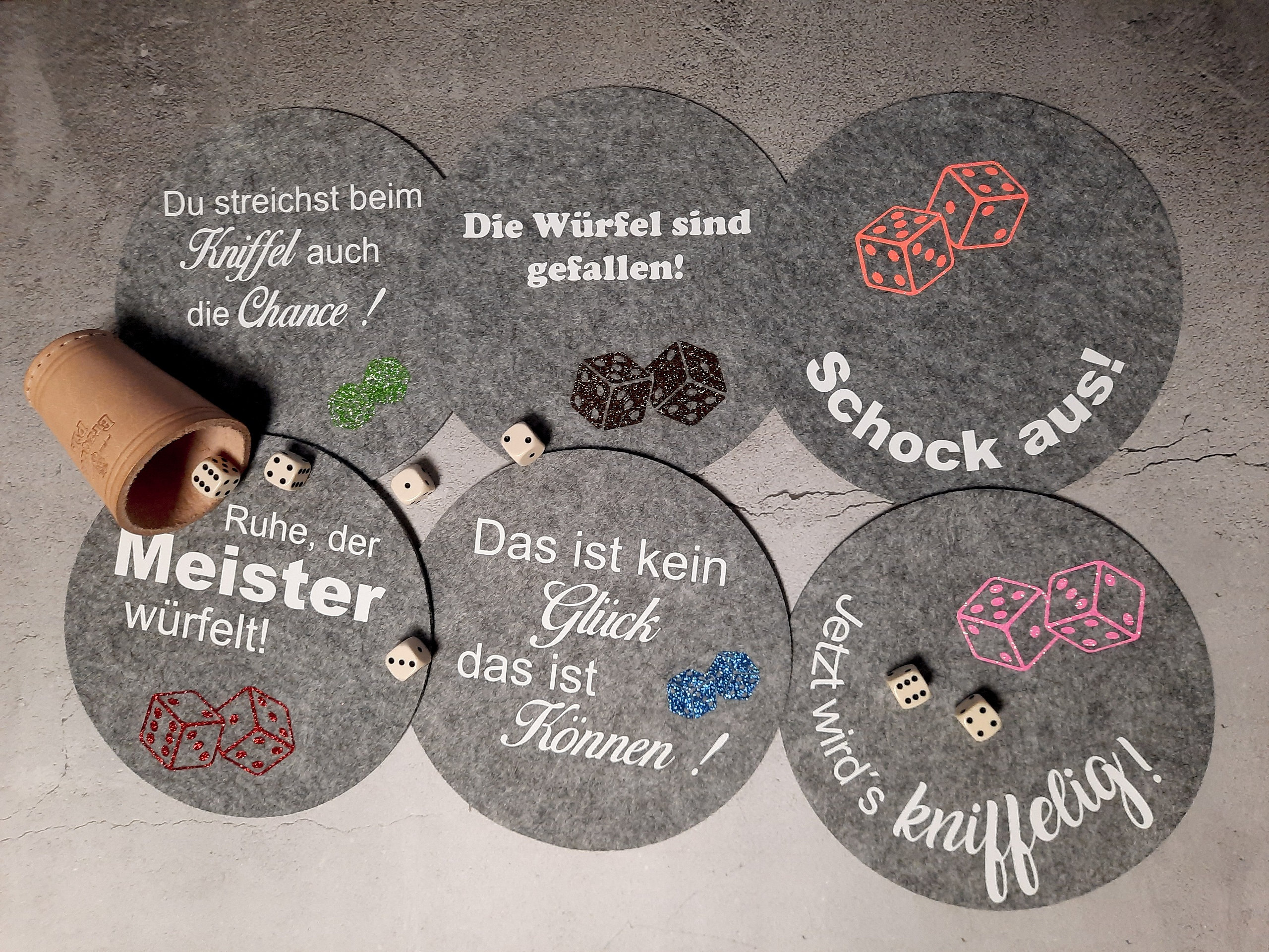 Kniffelmatte/ Kniffeluntersetzer/ Würfelmatte/ Spieleabend Etsy.de