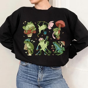 frogs Cottagecore mushrooms sweatshirt, Frog Oversized Crewneck Sweatshirt,Aesthetic Pullover Sweater, Frogs Sweatshirt