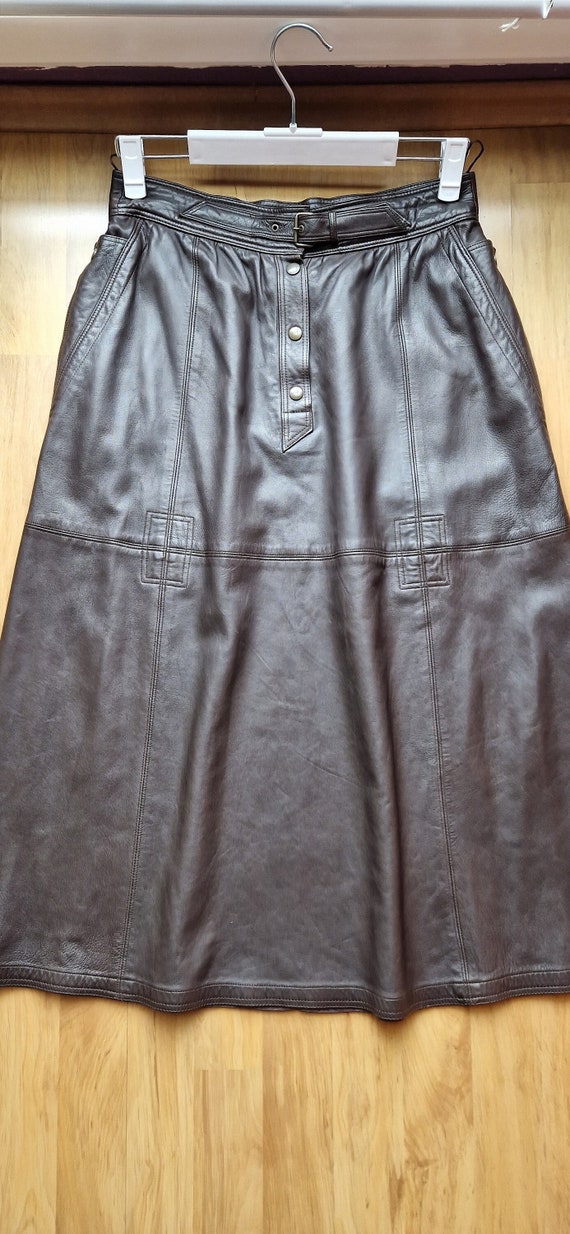 Escada brown real leather flared long skirt with p