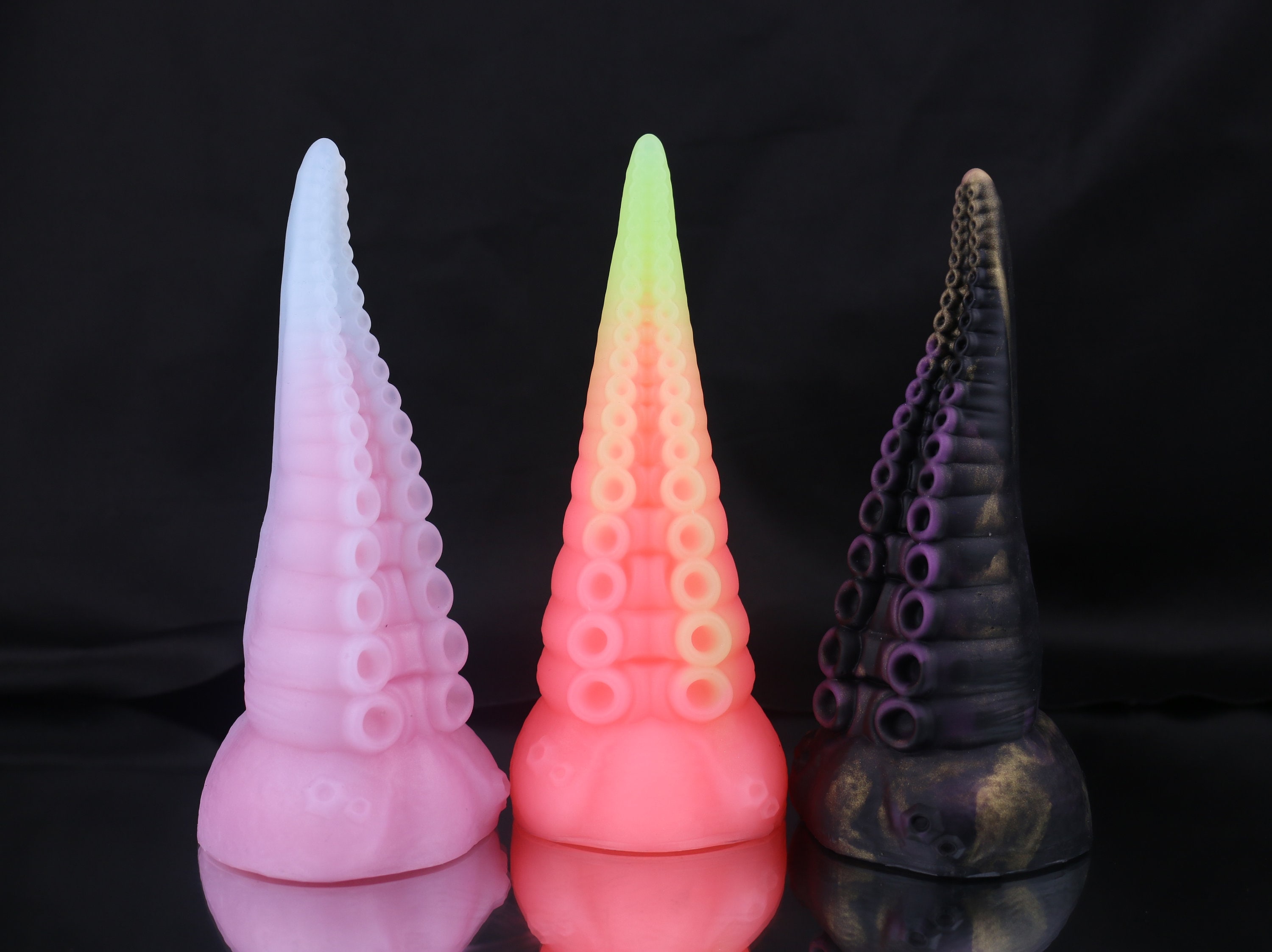 Octopus Tentacle Dildo, DISCREEET Huge Monster Dildo, Tentacle Adult Sex Toy, Fantasy Dildo with Suction Cup ,Careful delivery