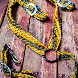 Paracord horse breast collar