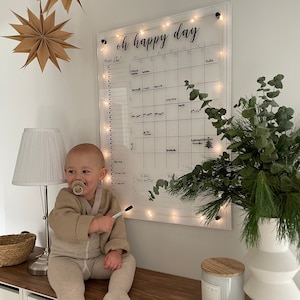 Haushaltsplaner bis 6 Personen | Familienplaner | Hochkant | Personalisierter Monatsplaner aus Acrylglas | Wandkalender | Acrylglas