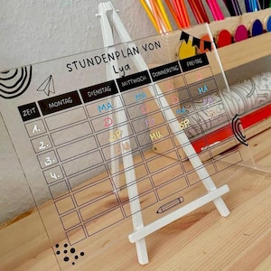 Acrylglas Stundenplan "Papierflieger" | mit Tisch Staffelei | abwischbar | Schulplaner | Stundenübersicht für den Tisch | 8 Std Schulplaner