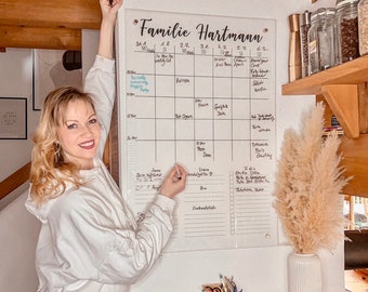 Family planner | Portrait 4 names | Planner for four people | Personalized monthly planner made of acrylic glass | Family calendar for the wall